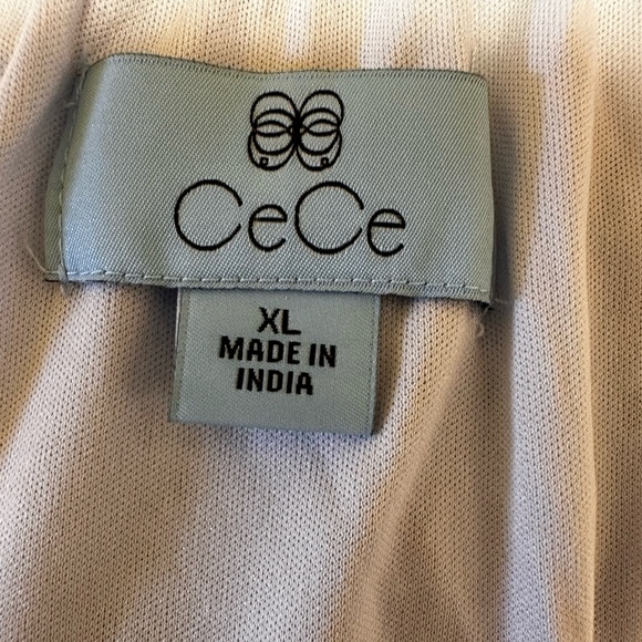 NWT - Cece Women's blouse - Size XL - Picture 7 of 17